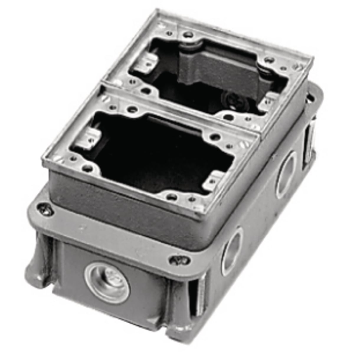 BA423341 Deep Fully Adjustable Concrete Floor Box With Aluminum Flange, Cast Iron, 35.6 cu-in/Gang Capacity, 3 Gangs, 6 Knockouts, 4.84 in L x 8.06 in W x 3.38 in H