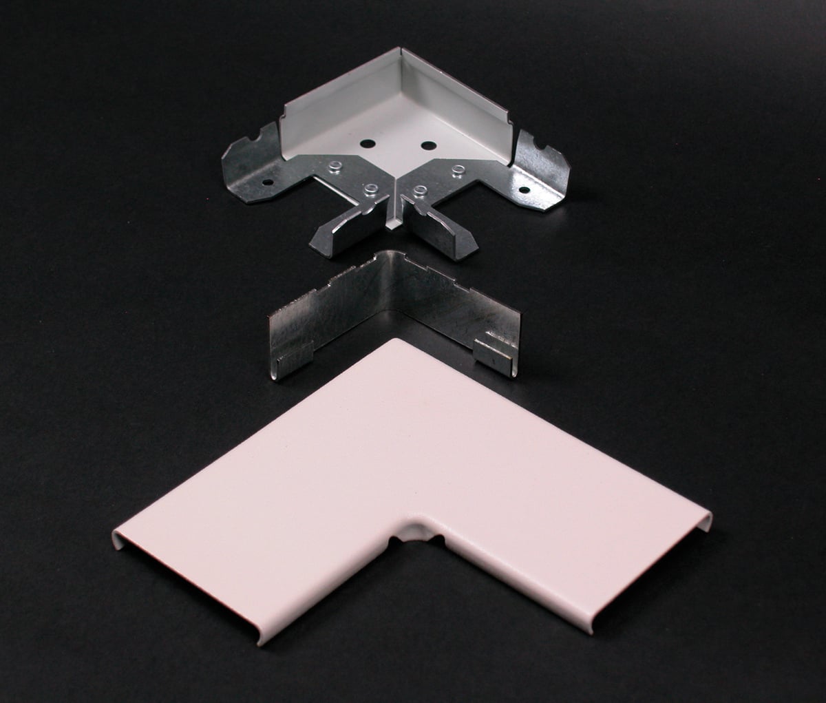 2411D-FW Divided Flat Raceway Elbow, 90 deg Bend, Steel