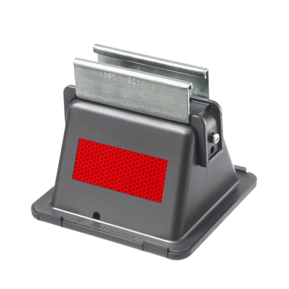 RTSE405SL Conduit/Raceway Support Base With Strut Clamp, 6.2 in L x 6.732 in W, For Use With Raise Conduit and 4 in Off Roof Surface Raceway, Plastic