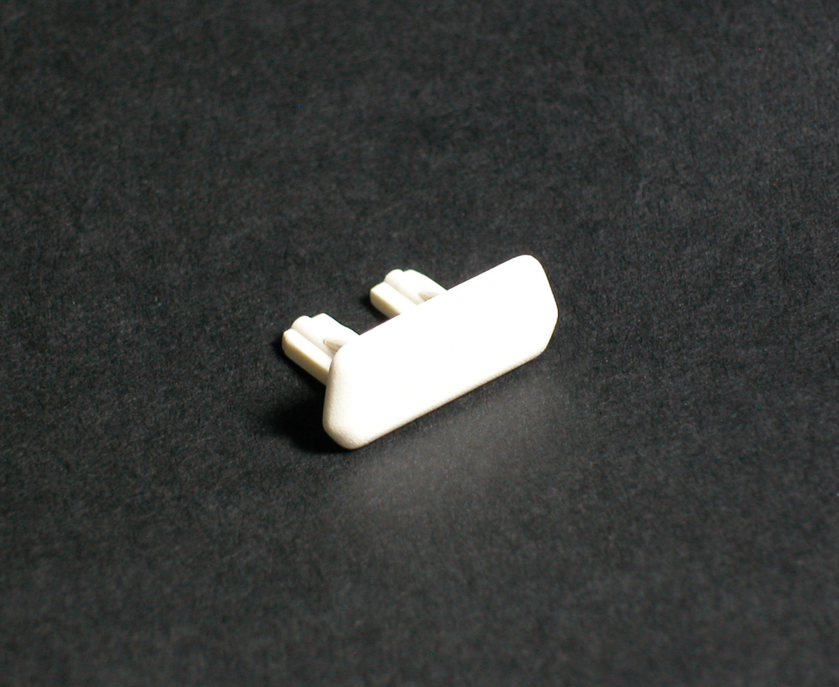 410B 1-Channel Non-Metallic Blank End Fitting, For Use With 400 600 V AC Raceway, PVC, Ivory