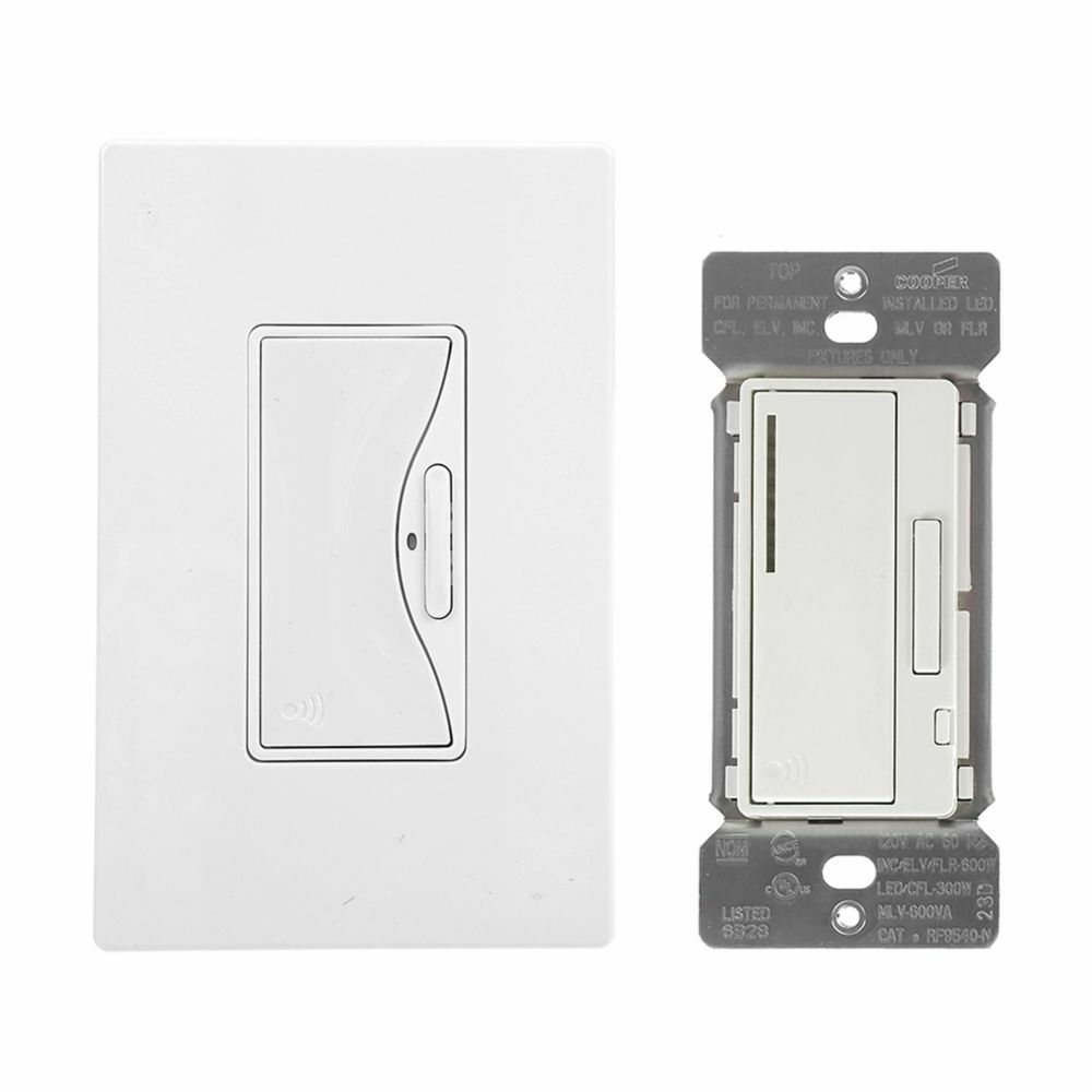 Eaton Z-Wave Anyplace RF battery operated combination kit, Alpine White, 120 Vac, Plug-in Module, 3-way, 4-way, 32F to 104F (0C to 40C) 740558
