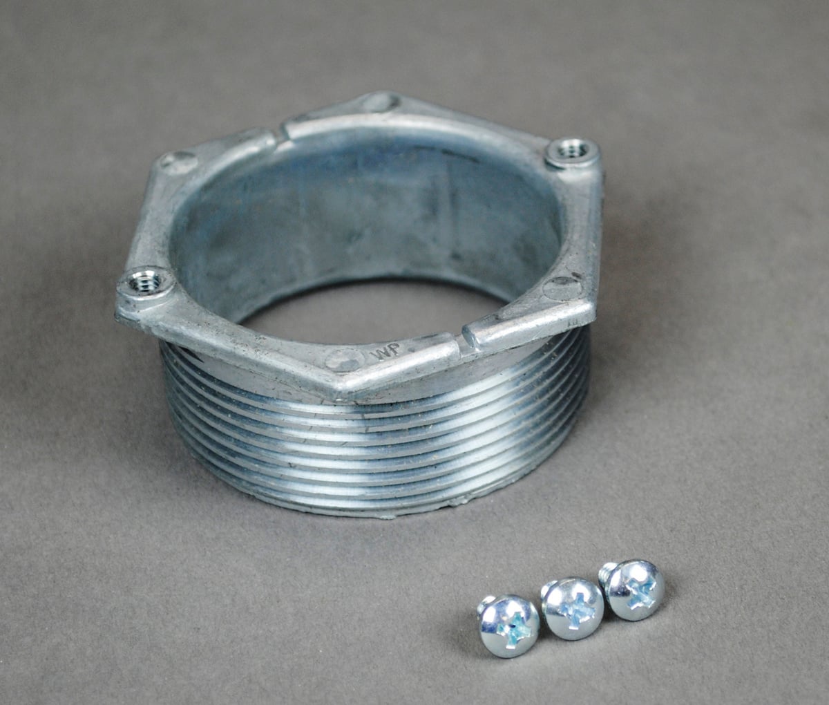1124-11/4 Locking Nipple, 1-1/4 x 1 in, For Use With 525 and Multiplex Series Fitting, Aluminum