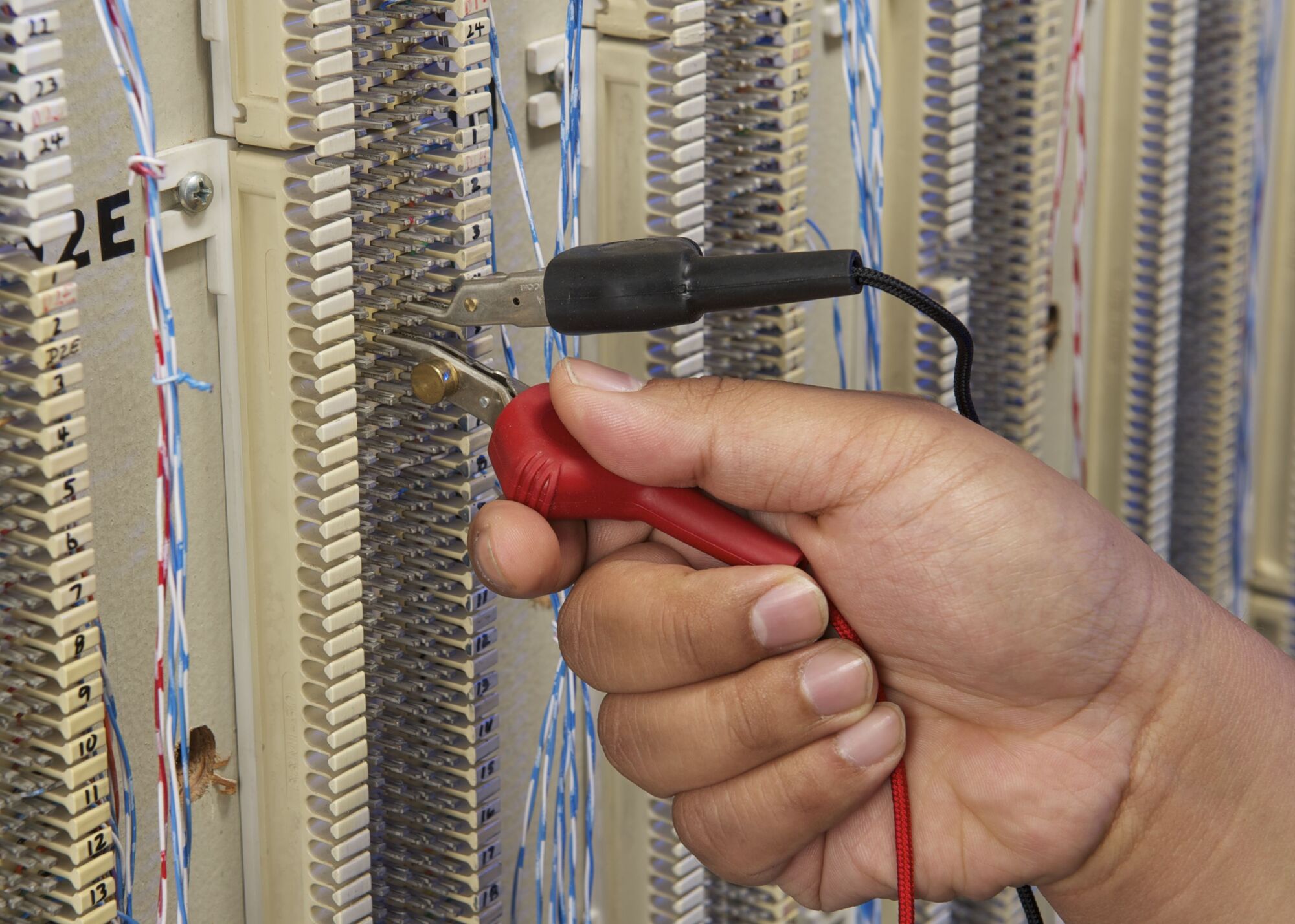 19800009 TS19 High Impedance Telephone Test Set, Current/DC Resistance/Frequency, 8.75 in OAL 2.37 in OAW
