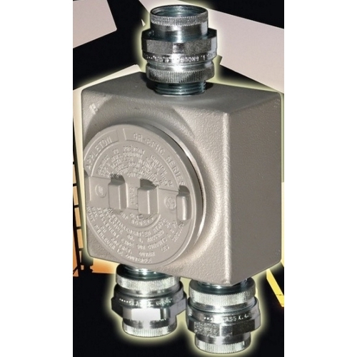 Threaded Conduit Body with Union Hub, 3/4 inch, Malleable Iron, Triple-Coat (Zinc Electroplate/Chromate/Epoxy Powder Coat)