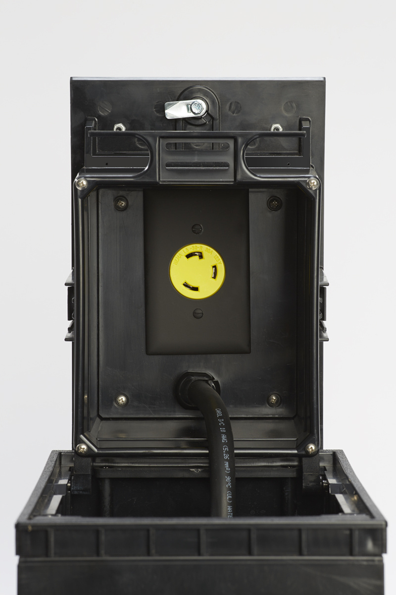 XB814CL530BK Exterior Non-Metallic Box Cover Assembly, 14 in L x 8 in W x 7 in H, NEMA 6P/IP68