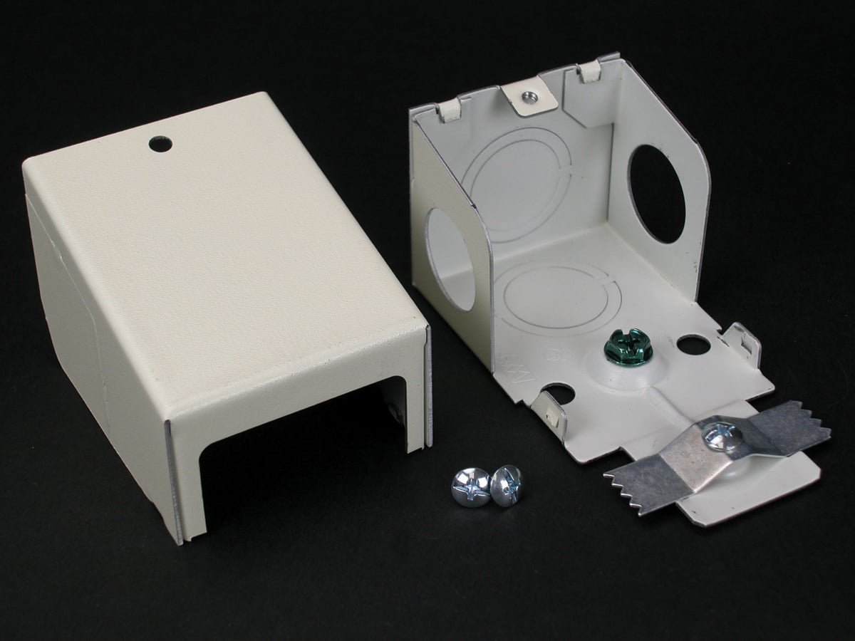 2410C-WH Entrance End Fitting, For Use With 2400 Series Raceway, Steel, White