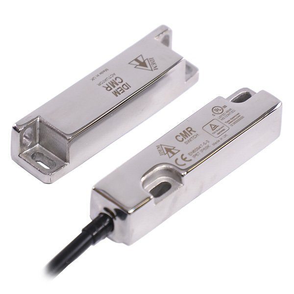 CMR Magnetic Non Contact Switch, 8 Way, 2NC 1NO, M12