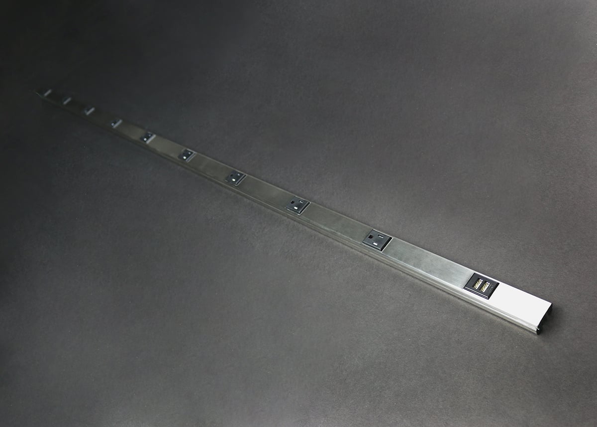 USB PLUGMOLD 3FT ALUMINUM