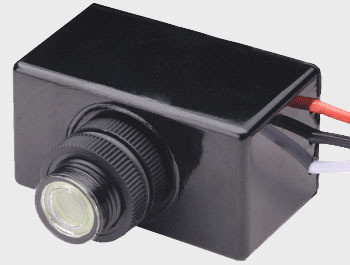 DBE124 1.5 TUL U DBE124 Electronic Wire-In Photocontrol, 120/240/277 V AC, 1000 VA Ballast, Surface Mounting