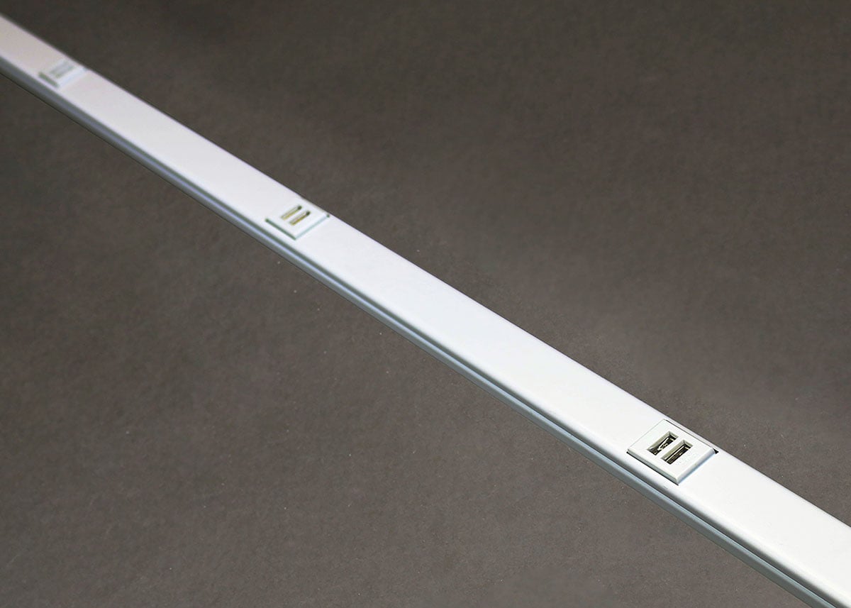 USB PLUGMOLD 3FT SS 3 USB MODULES