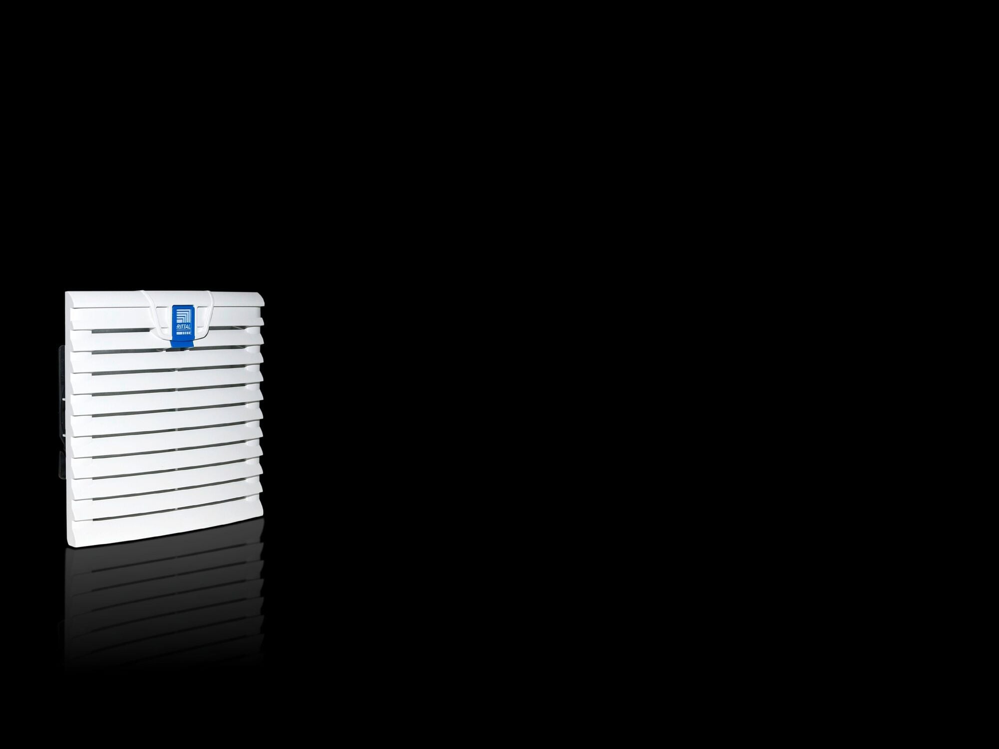 3239124 TopTherm Filter Fan Unit, 24 V DC, 0.23 A, 5.5 W Power Rating, 61.8 cfm Air Flow, NEMA 3/3R/4/4X/12/IP54/55/56 Enclosure