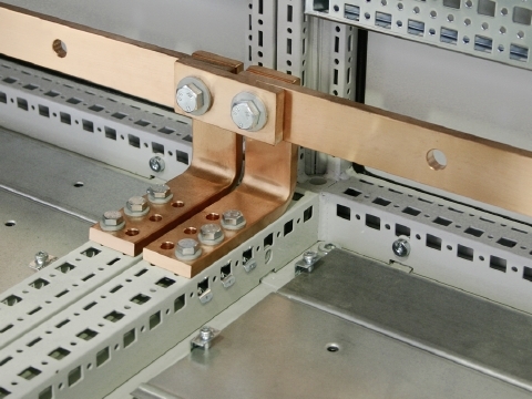 9661230 PE/PEN Combination Angle, For Use With 10 mm H x 30 mm W Busbar E-Cu with Integral Holes, Electro Copper