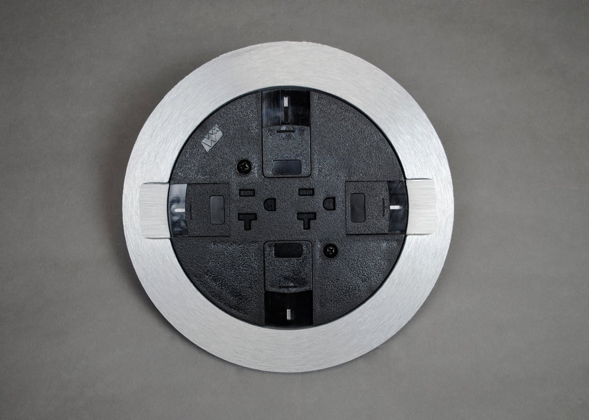 Floor Box Cover Kit, Multi-Service, 2 Outlets, Threaded Mount, Aluminum, Brass