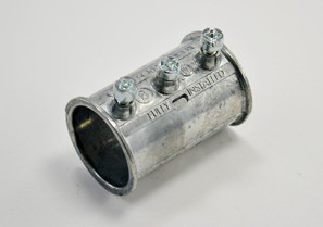 1" EMT Slip Coupling Set Screw. Patented