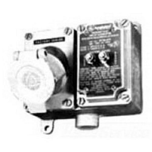 ENRC22201GFI U-Line Contender 2-Gang Feed-Through Pin and Sleeve Receptacle With GFI and Mounting Box, 125 V AC, 20 A, 3 Poles, 2 Wires