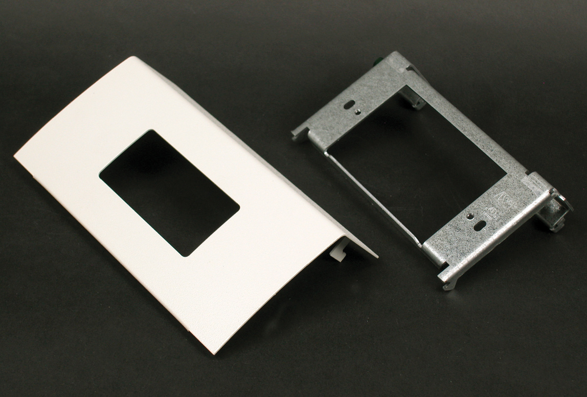 Decorator Device Plate, 1-Channel, 6 in L, For Use With: DS4000 Series Raceway System, Steel, Ivory