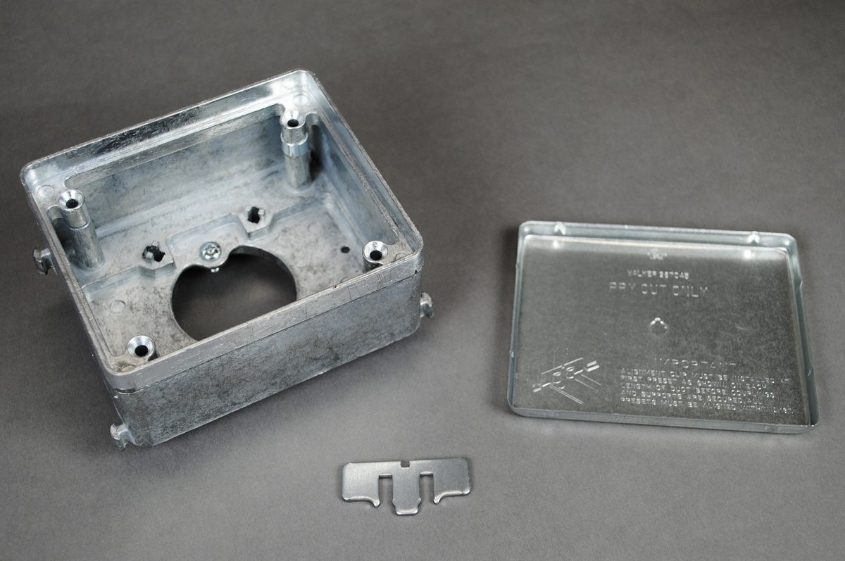 4225 Afterset, For Use With Walkerduct Pro Underfloor Duct System, PSRC9 Power and Communication Styles, Aluminum