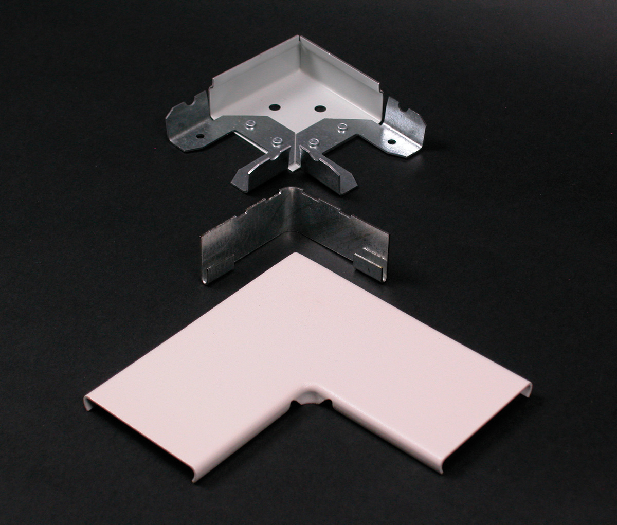 V2411D Divided Flat Raceway Elbow, 90 deg Bend, 2 in Bend Radius, Steel