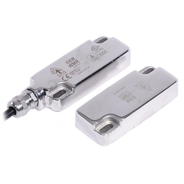 WMR Magnetic Non Contact Switch, 5M, 2NC 1NO