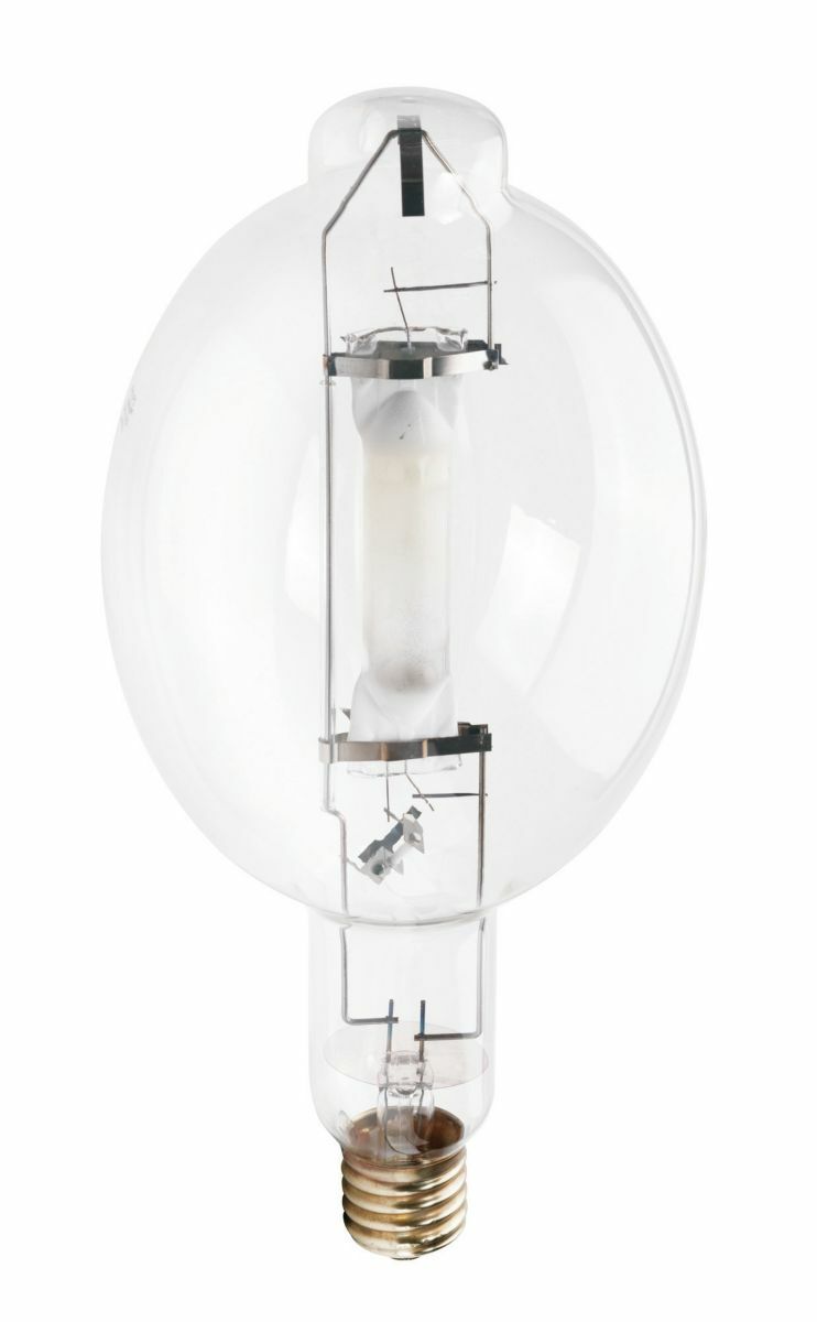 Switch Start Metal Halide Standard  High performance, Long life and Superior light quality. A compact, energy efficient metal halide lamp that provides crisp, sparkling light wih long life and high efficiency. Long life up to 20,000 hours for 360 and 400 watt lamps.;Up to 100 lumens per watt. Ideal for industrial and retail high/low bays, and parking lots.