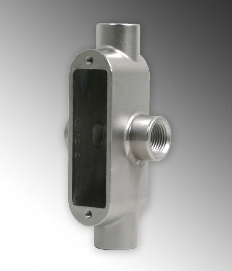 S60500XB00 Type X Conduit Body With Cover, Gasket Set, 1/2 in Hub, Form 8, 5 cu-in, 316 Stainless Steel, #4 Polished