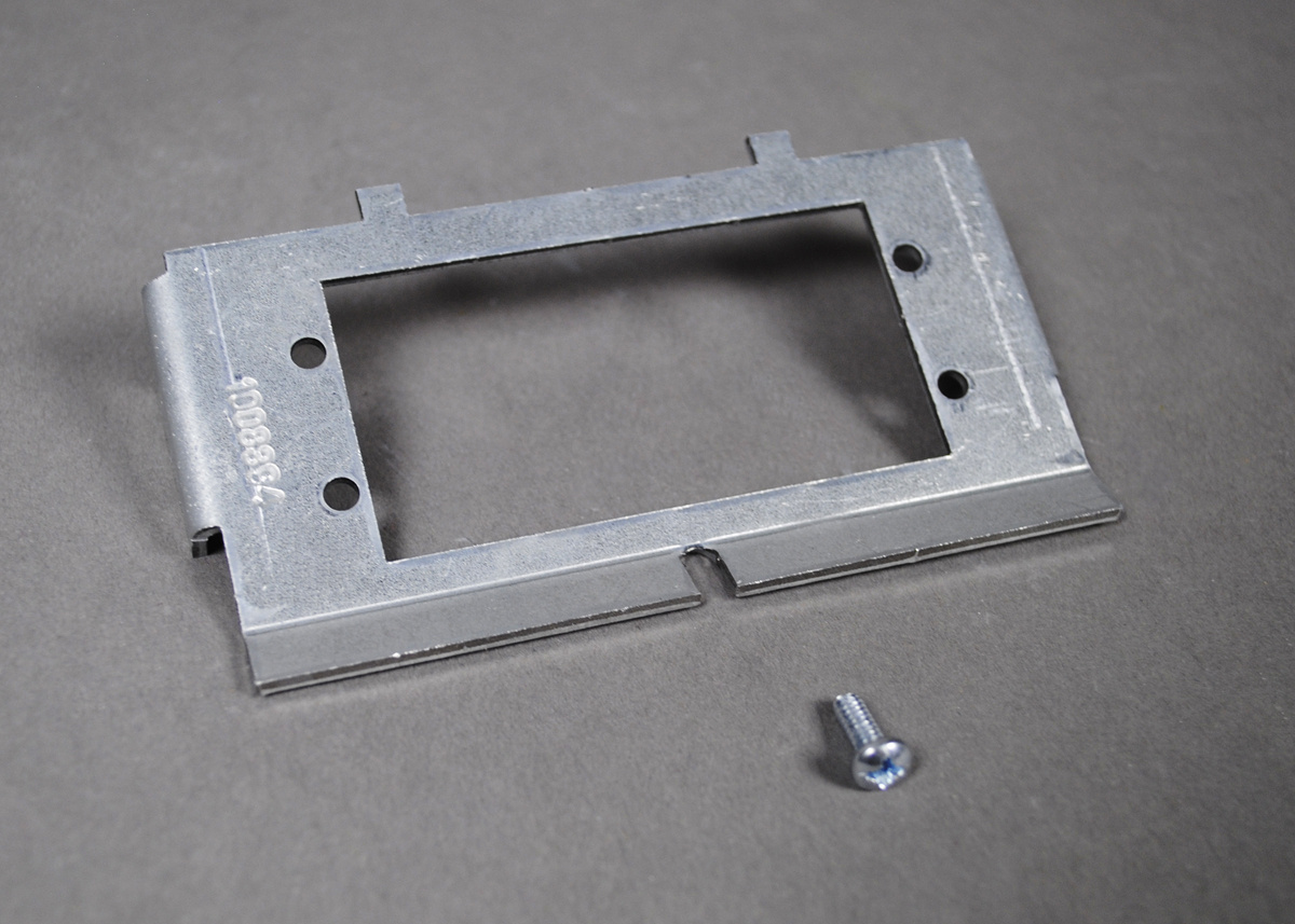 RFB44DB Device Plate WExtron Aap