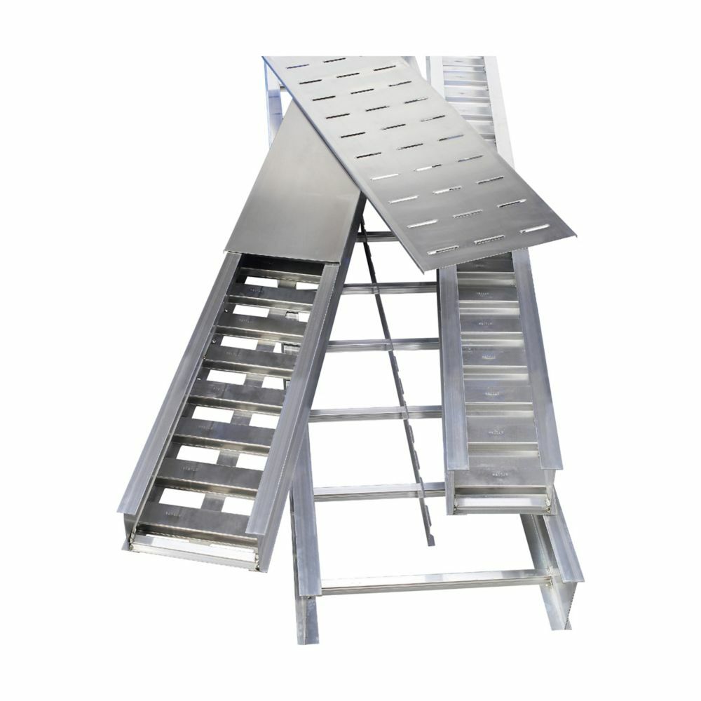Eaton B-Line series straight section, 4.12" H x 144" W x 9" L, 9" Rung spacing, Aluminum