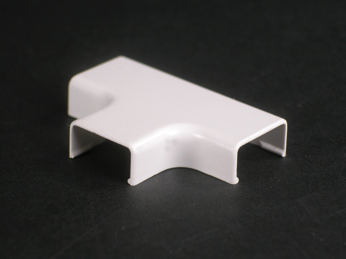 2700 Series Non-Metallic Tee Fitting; White
