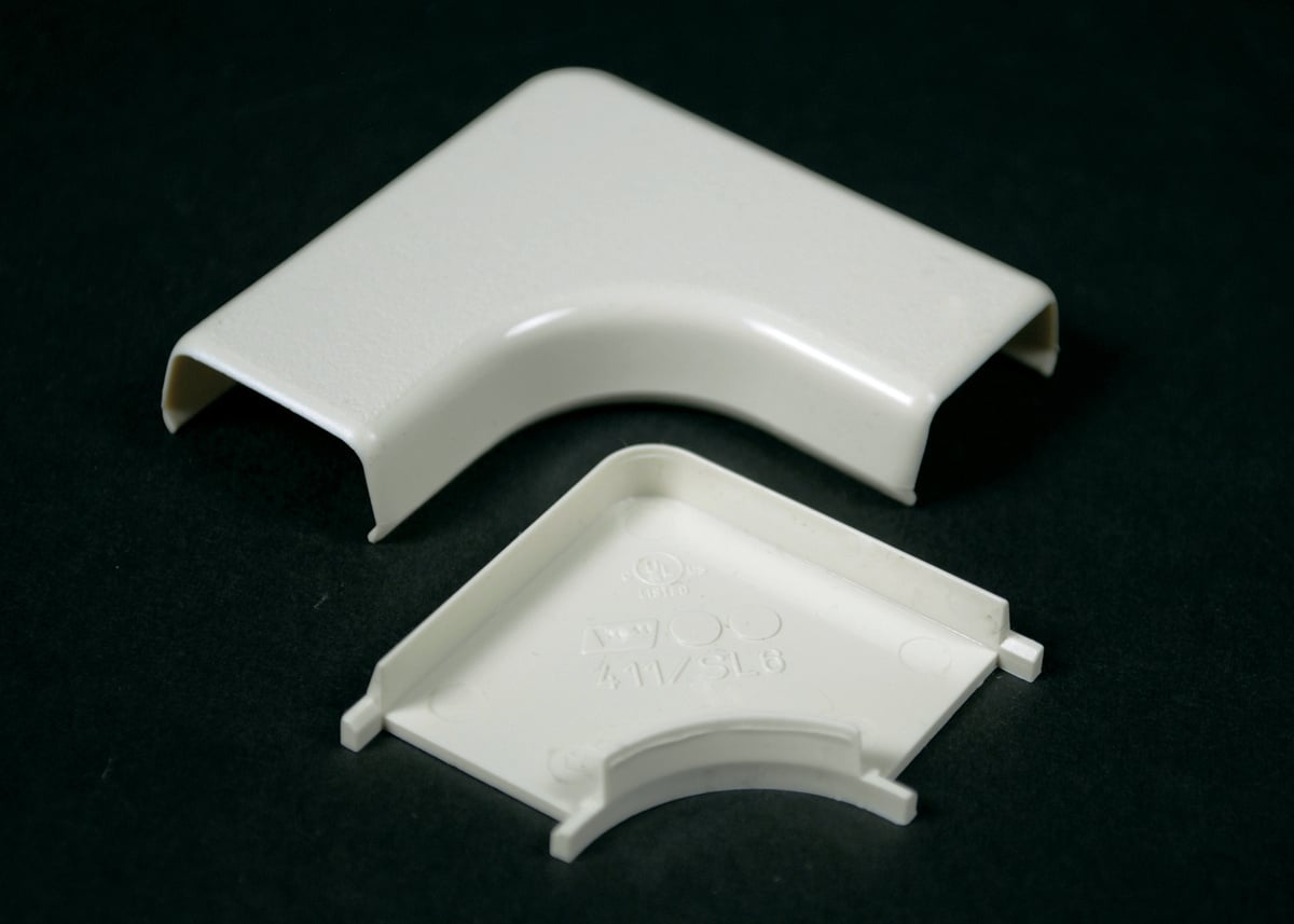 Flat Elbow Fitting, 90 Degree, 2.0625 Length, White
