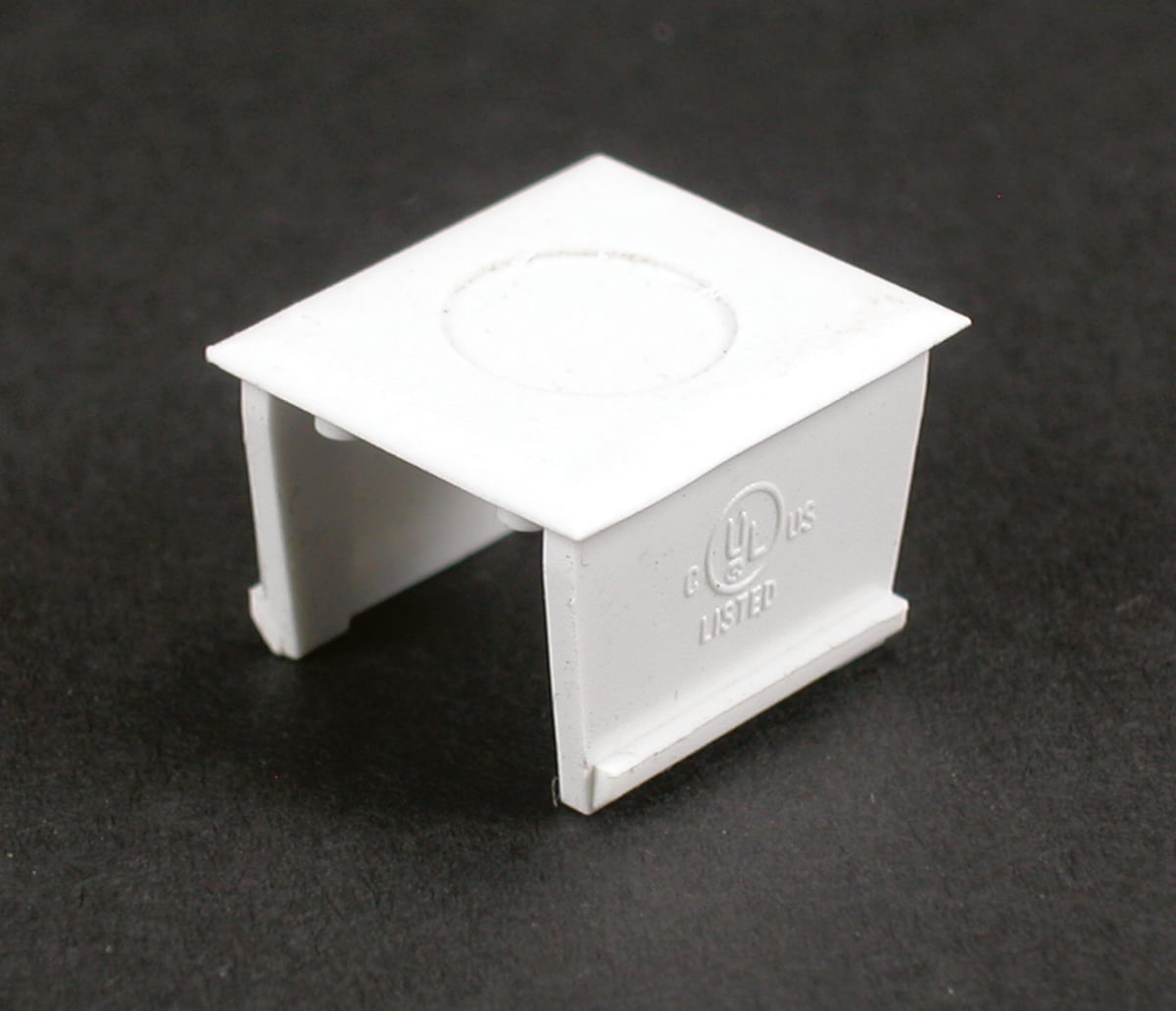 Blank/Coaxial Adapter Fitting; PVC, White, For 5000 Series Two Piece Non-Metallic Multi-Channel Surface Raceway