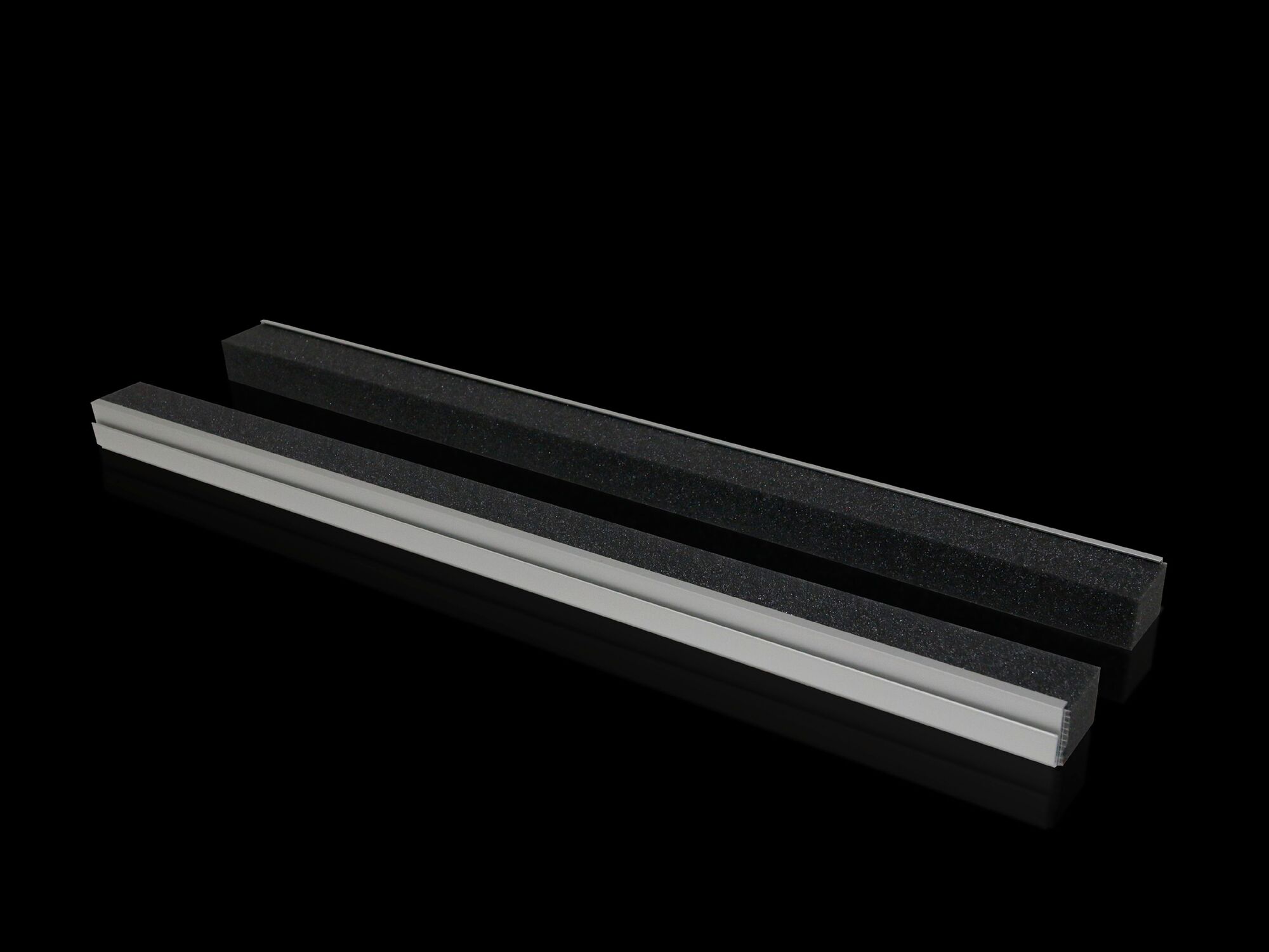 8802120 Cable Entry Section, For Use With TS, SE, CM, TP Series 1200 mm W Enclosure, Top Mount, 30 x 25 mm Cross-Section, IP55, Polyurethane Foam Seal, Extruded Aluminum