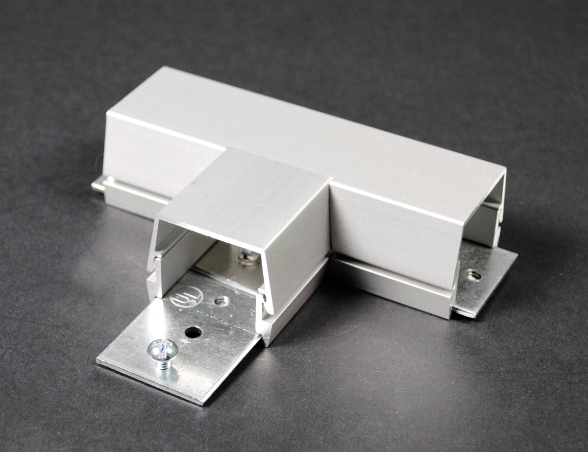 Tee; Aluminum, For Branch Connection Of Two Runs Of AL2000 Raceway