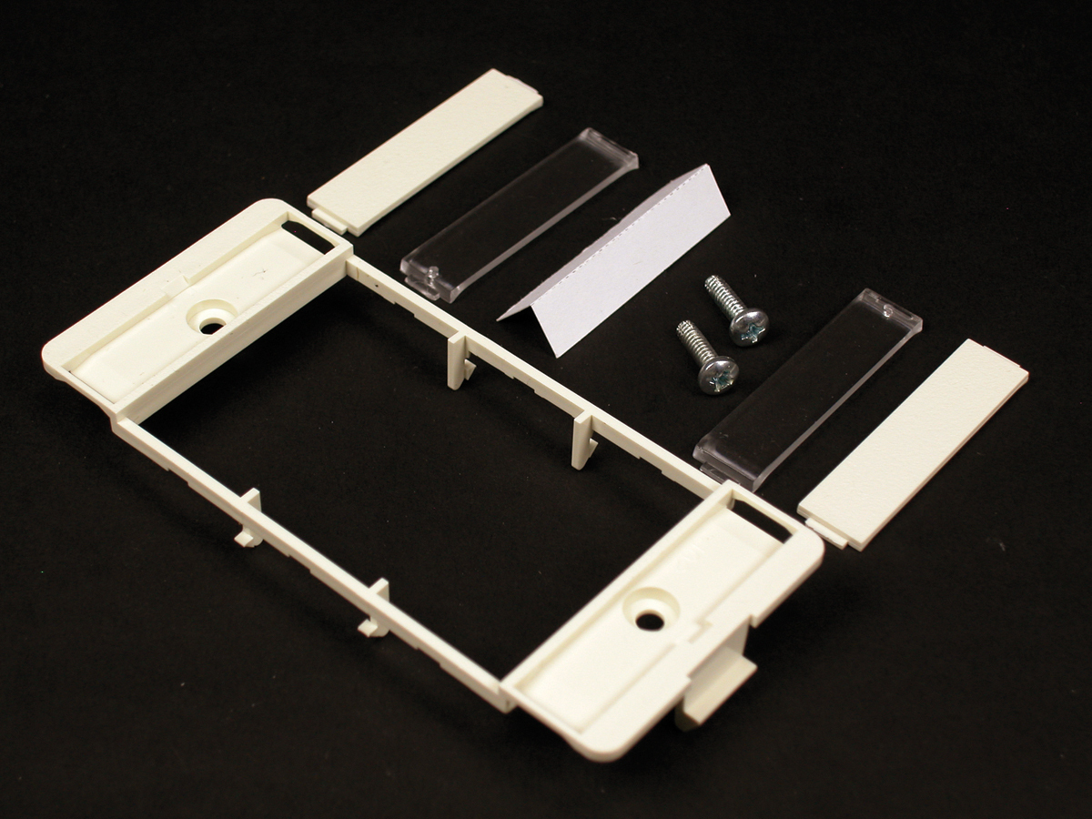 CM Series End Plate; Plastic, Ivory