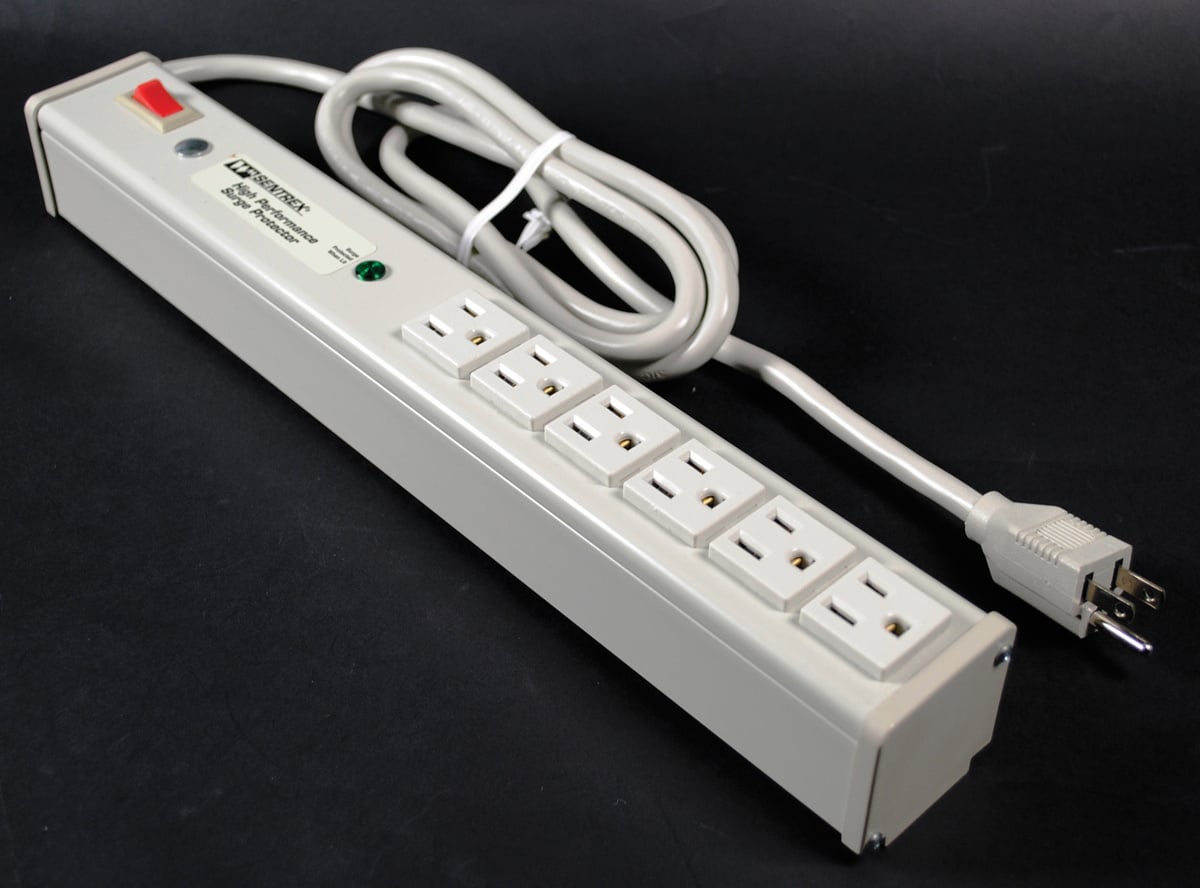 Premium Grade Lighted Switch Plug-In Outlet Center Unit; 120 Volt, 330 Volt AC, 15 Amp, 6 Outlet, 15 ft Cord, Putty White