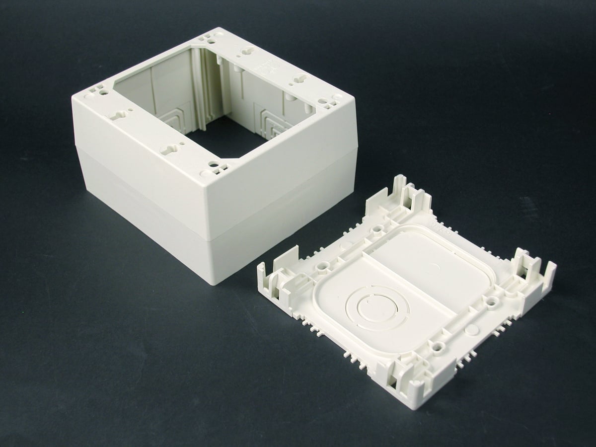 Extra Deep Device Box Fitting, NM2000 Series