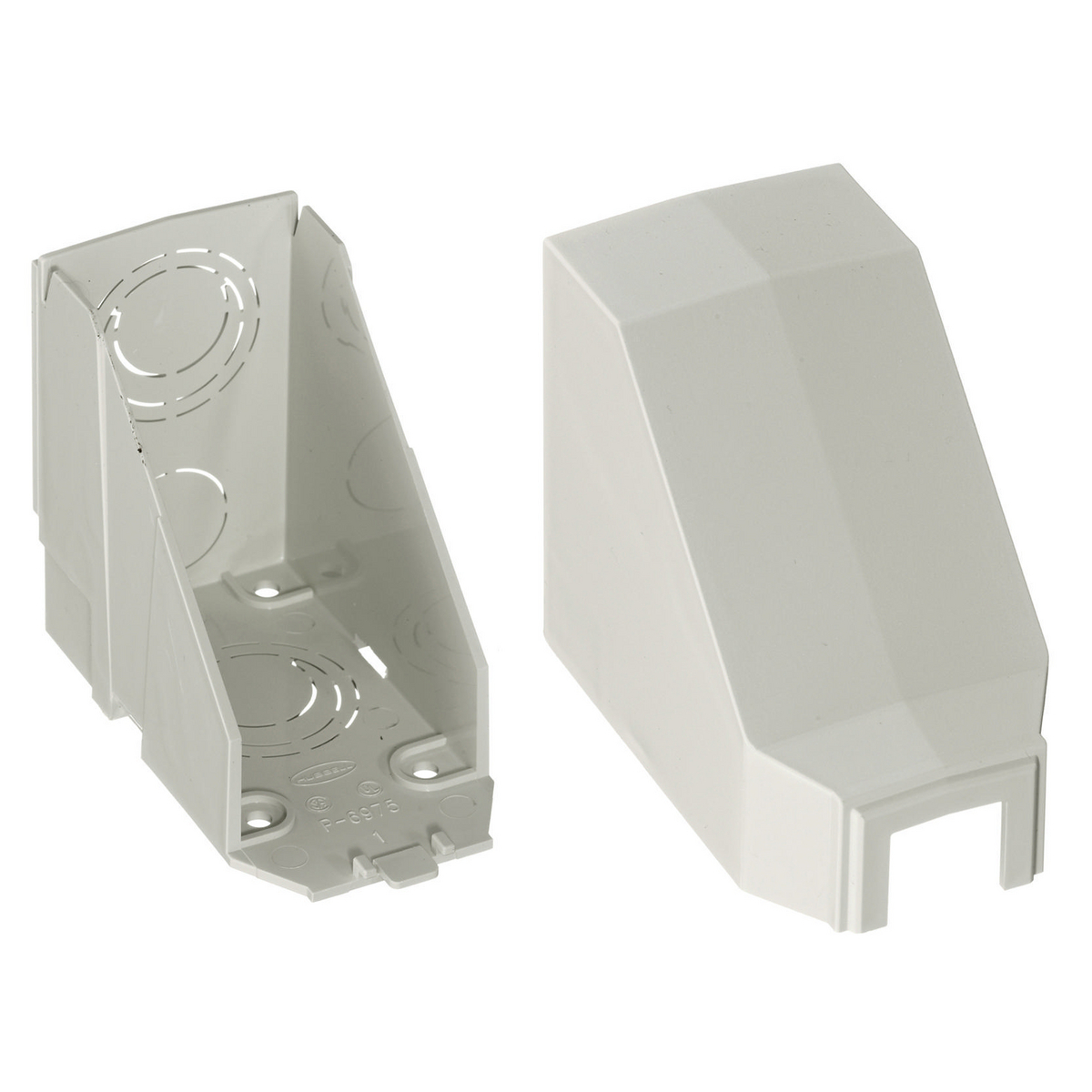 PLP1CACF Extruded Non-Metallic Standard Conduit Adapter/Ceiling Fitting, 0.29 sq-in, For Use With PremiseTrak PP1 Series Latching Non-Metallic Raceway