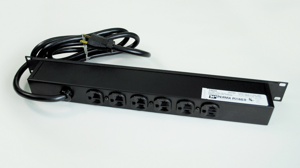 SURGE 20A, 1U, 5R OL, BK