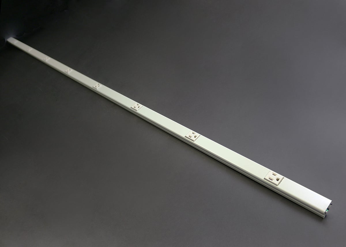 Plgmd 6FT 2 Crt 9IN Oc 2000 Ivory