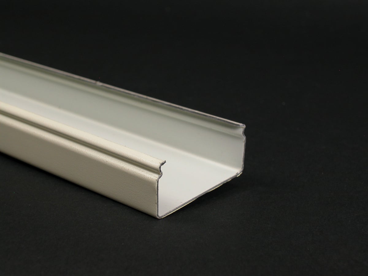 Raceway Base, Series: 2400/2400D, 5 ft Length, 3-1/2 in Width, 60-1/2 in Height, 0.04 in Thickness, 600 VAC, Steel, Ivory/Fog White, ScuffCoat™