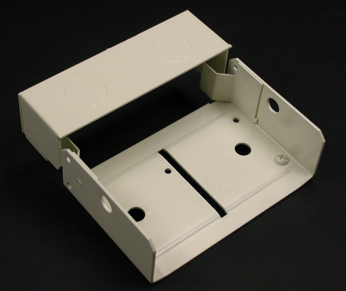 STL INV. INT. ELBOW 4000 IVORY