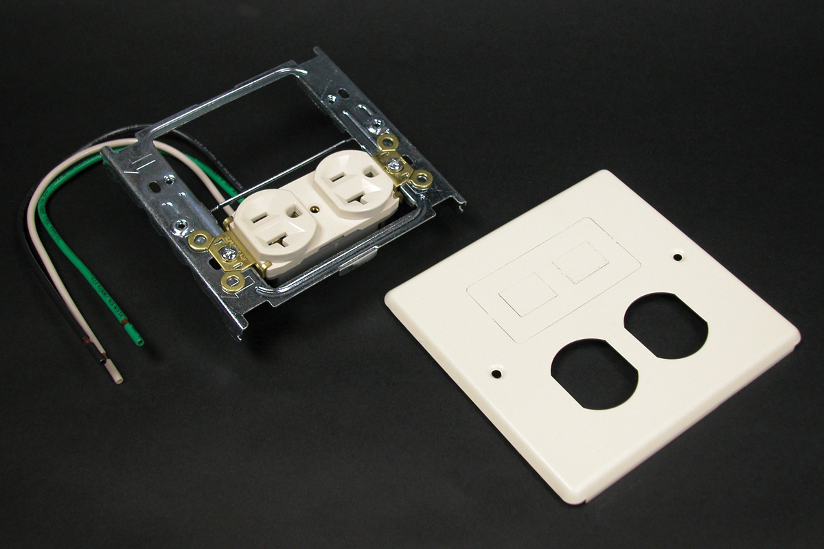 Receptacle Cover Plate, 2-Gang Duplex Overlapping, Series: 4047, For Use With: 4000 Series Raceway, Steel, Ivory, ScuffCoat™, 5-1/8 in L x 4-3/4 in W Dimensions