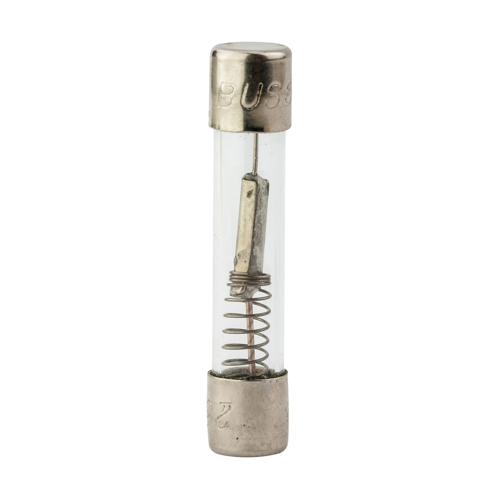 MDQ-7 MDQ Small Dimension Time Delay Fuse, 7 A, 250 V AC/32 V DC, 200 A Interrupt, Cylindrical Body