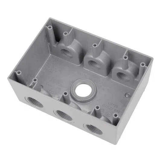 B37D30G Red Dot Deep Universal Weatherproof Box, A380 Aluminum Alloy, 54.8 cu-in Capacity, 3 Gangs, 7 Outlets, 4-9/16 in H x 3-9/16 in W x 2-11/16 in D
