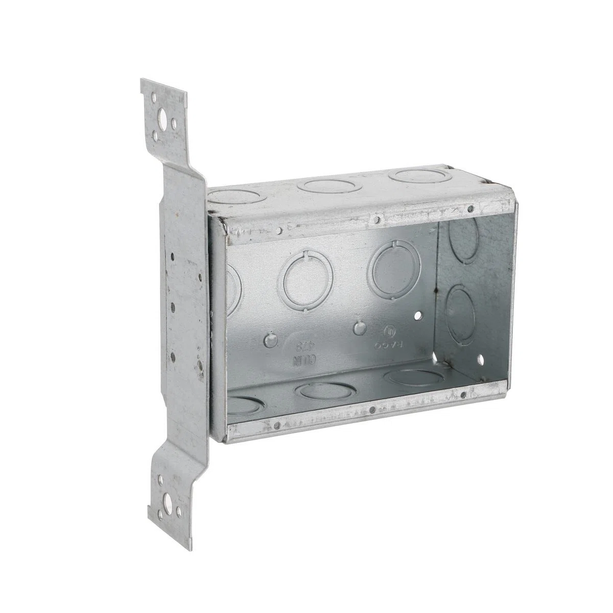 686 Multi-Device Switch Box, Steel, 47.8 cu-in, 3 Gangs, 2 Outlets, 22 Knockouts