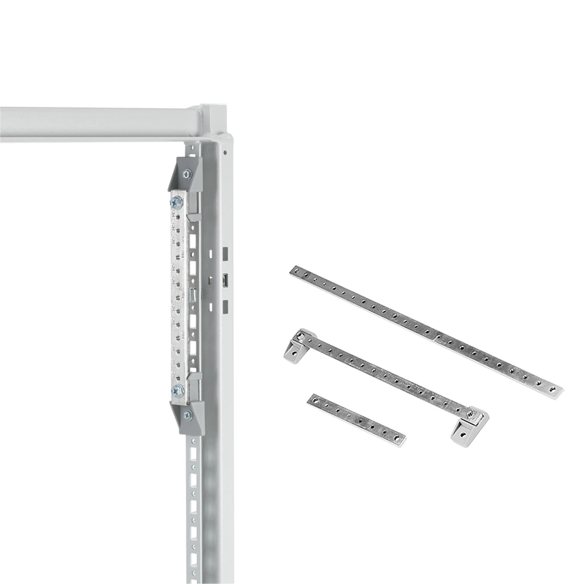 PGS6K ProLine P20 Grounding Bar System, For Use With ProLine 800 mm D Front to Back Horizontal Frames, 15-Hole, 17 M6 Screws, 30-Hole and 31 M5 Screws, Copper